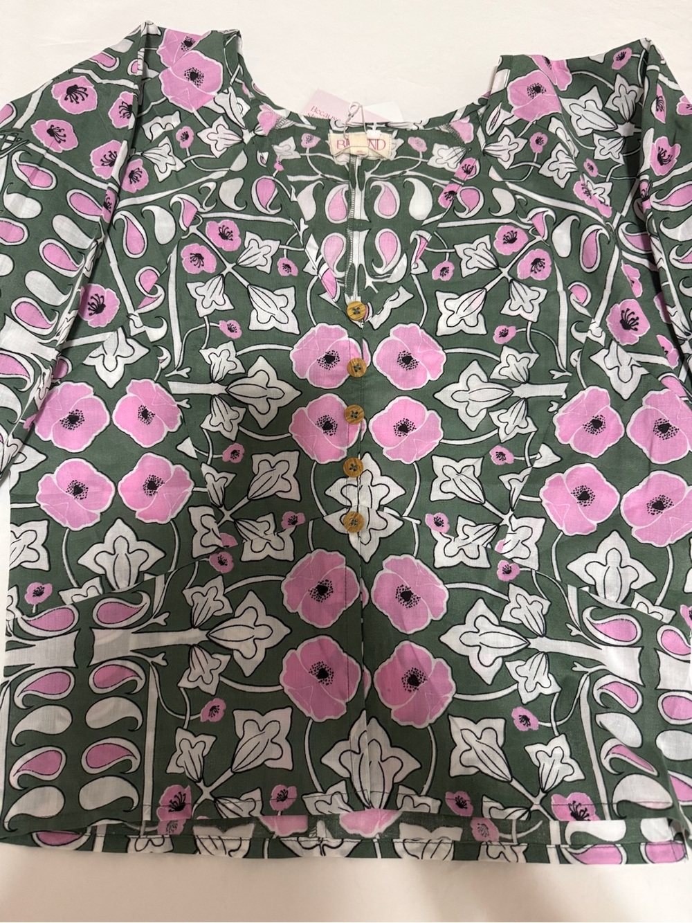 NWT Beyond by Vera Vivi Top in Heritage Wisteria Verdure Print - Picture 10 of 11